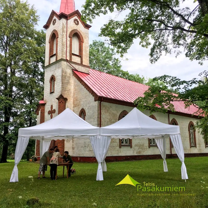 4x4 balta ātri saliekama