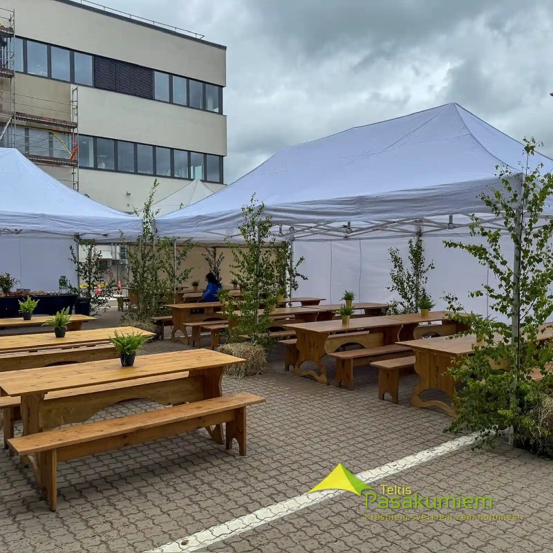 4x8 balta ātri saliekama