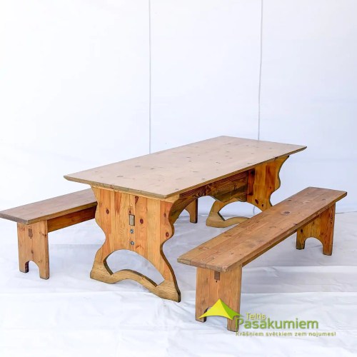 koka galds ar soliem komplekts noma